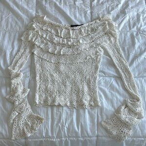 Vintage Boutique Europa sz small crochet long sleeve top ivory